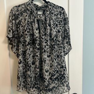 Animal print short sleeve blouse